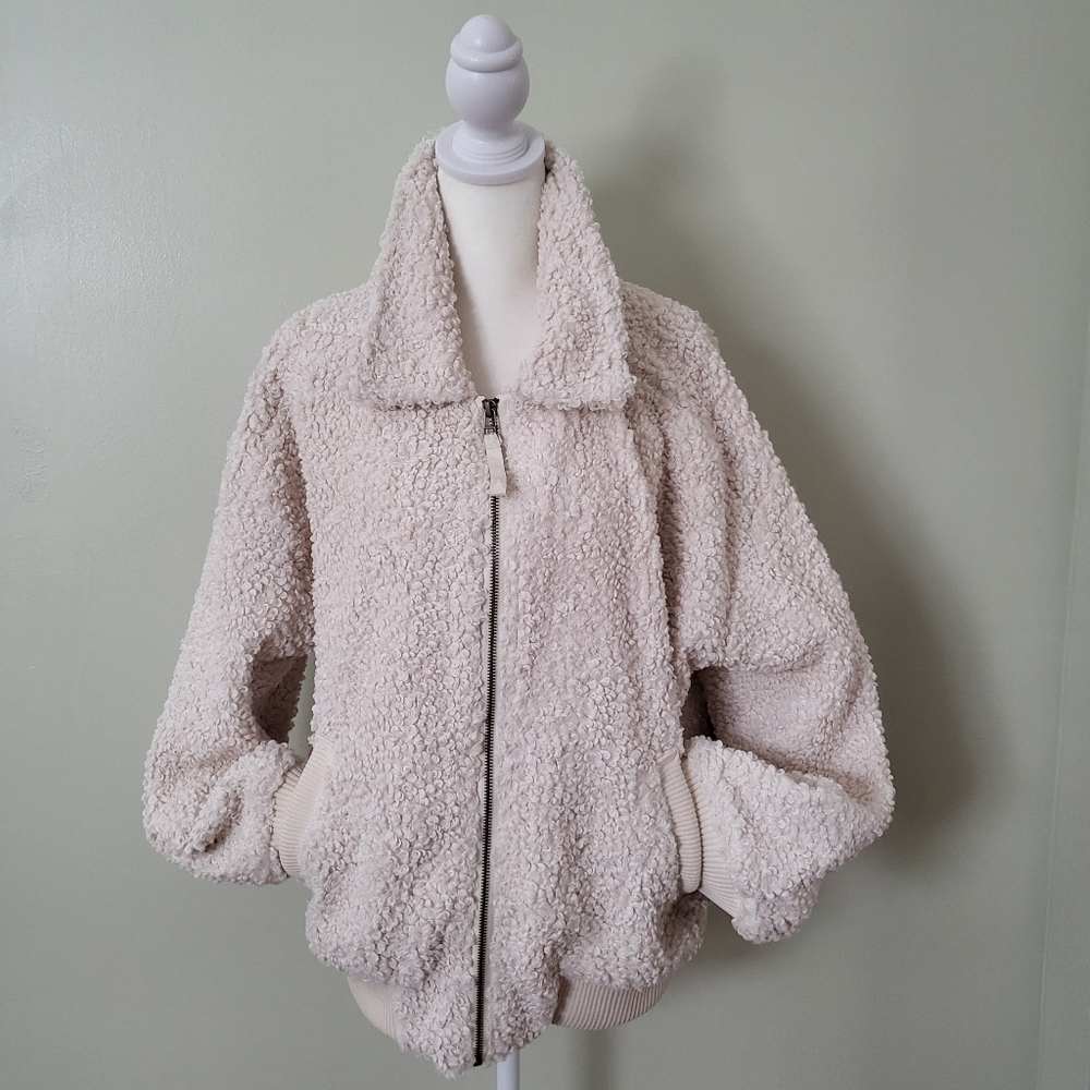 Universal Thread Nwot - image 1